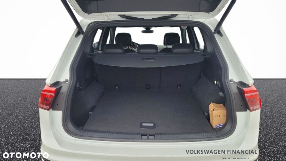 Volkswagen Tiguan Allspace - 11