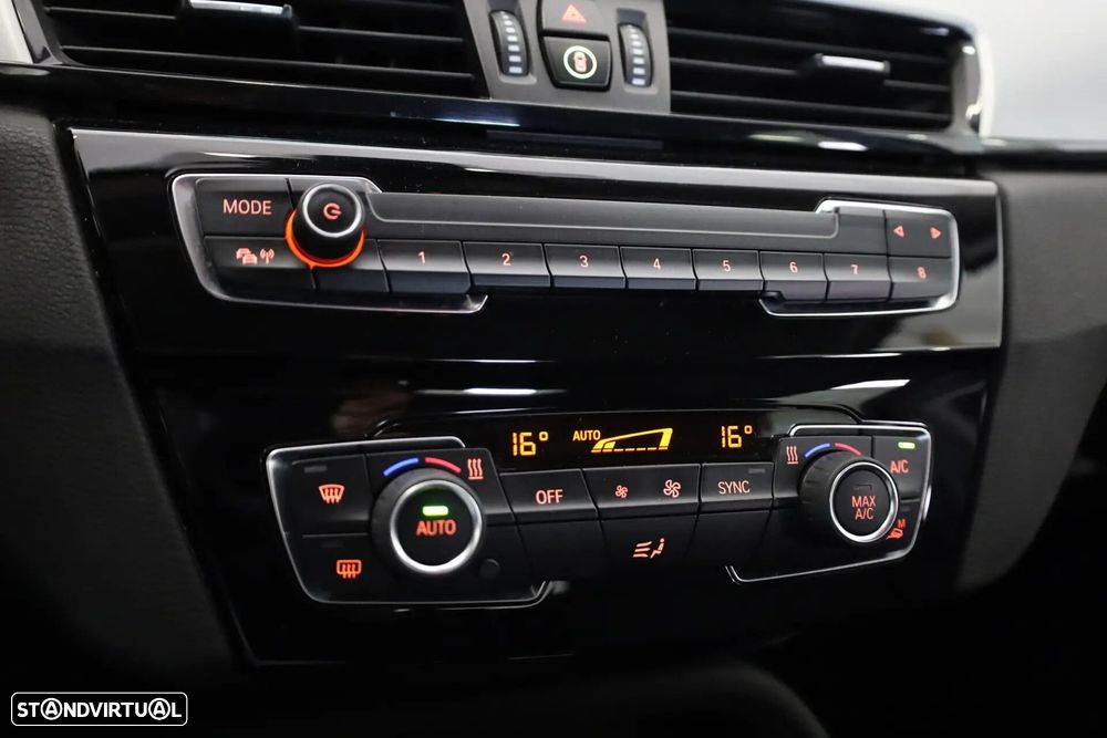 BMW X1 16 d sDrive Advantage Auto - 29