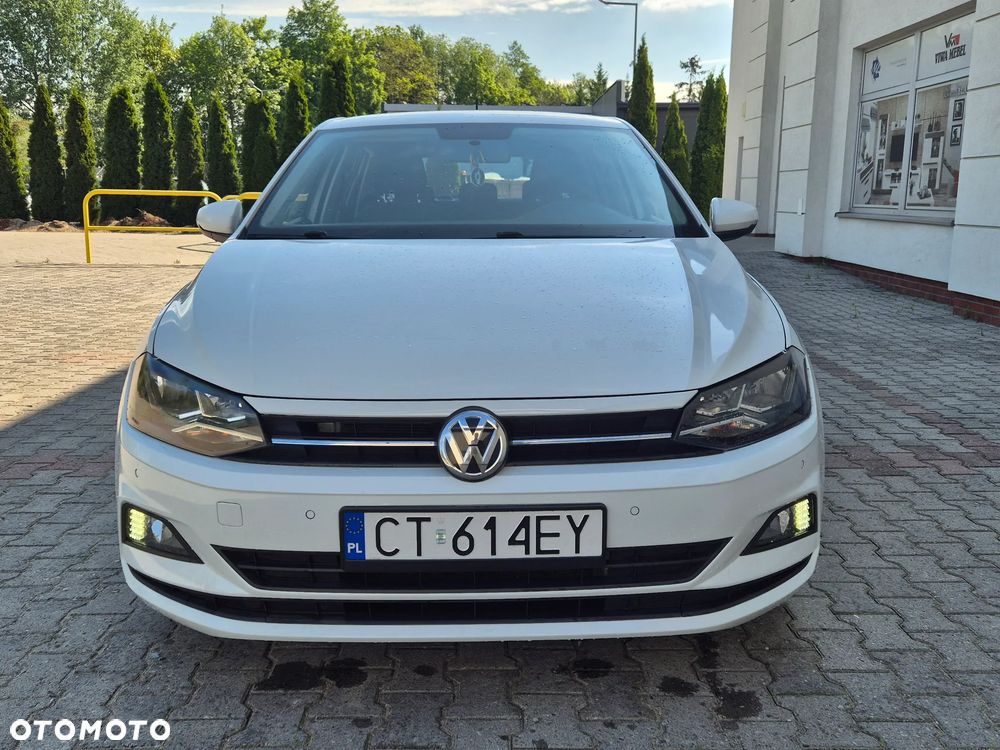 Volkswagen Polo - 2