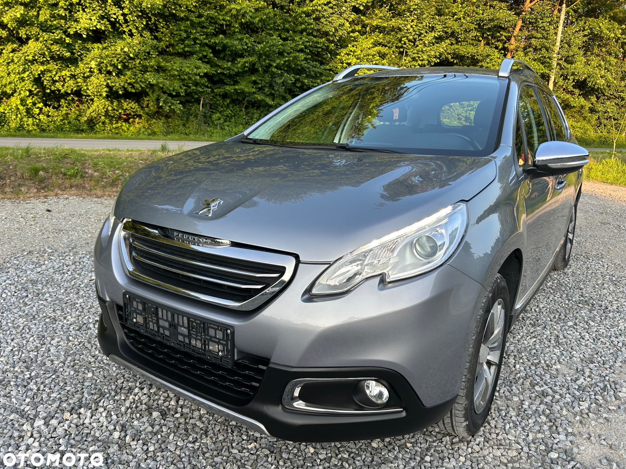 Peugeot 2008 1.6 BlueHDi Allure S&S - 39