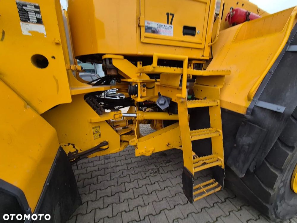 Volvo L 180E 4X4 / HEAVY DUTY / ŁADOWARKA KOŁOWA / CHWYTAK DO BALI I DREWNA / WIELE ZASTOSOWAŃ / OD PIERWSZEGO WŁAŚCICIELA / DOBRY STAN / MOŻLIWOŚĆ TRANSPORTU - 16