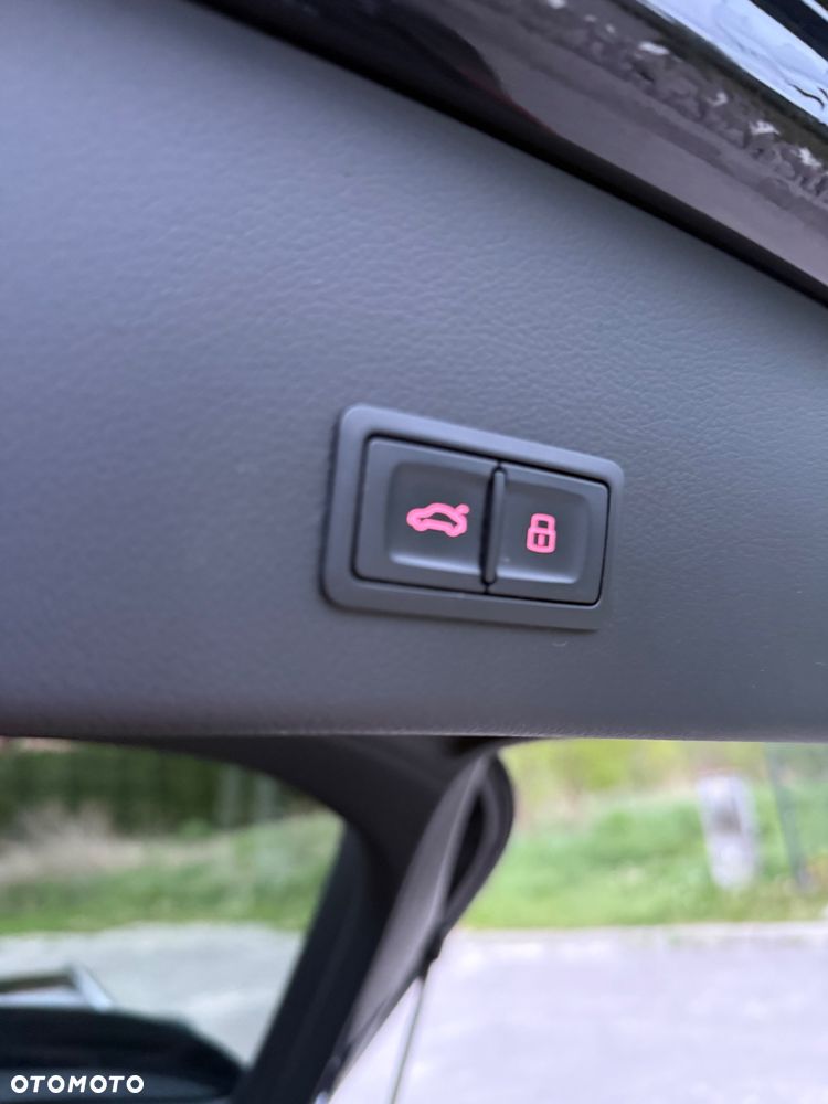Audi A6 Avant 2.0 TDI Ultra DPF S tronic - 14