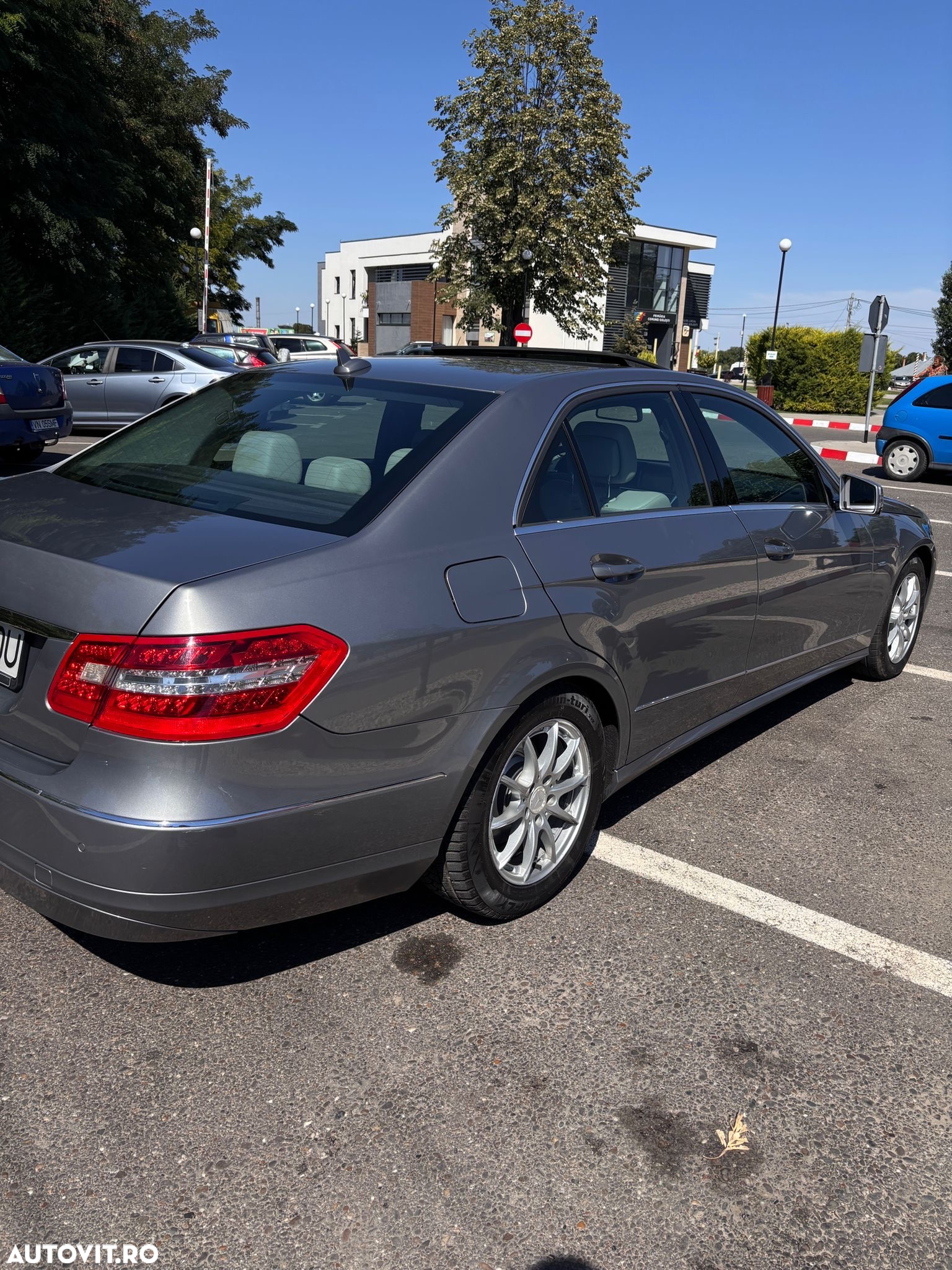 Mercedes-Benz E 220 CDI BlueEfficiency Aut. - 5
