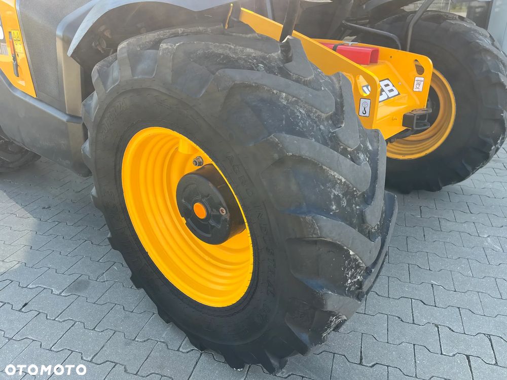 JCB 536-70 Agri Super - 9