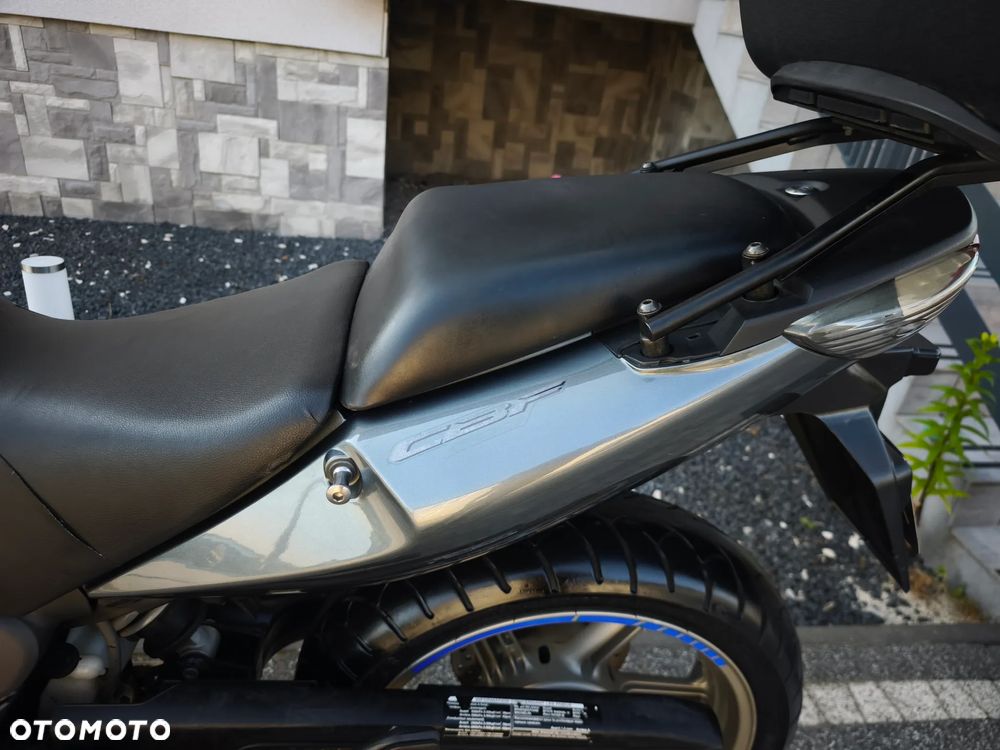 Honda CBF - 10