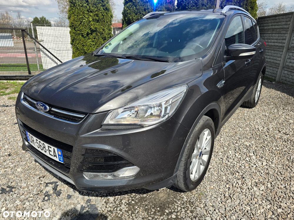 Ford Kuga 2.0 TDCi 2x4 Titanium - 23