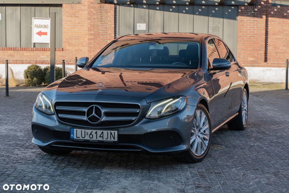 Mercedes-Benz Klasa E 220 d 4-Matic Business Edition 9G-TRONIC - 1