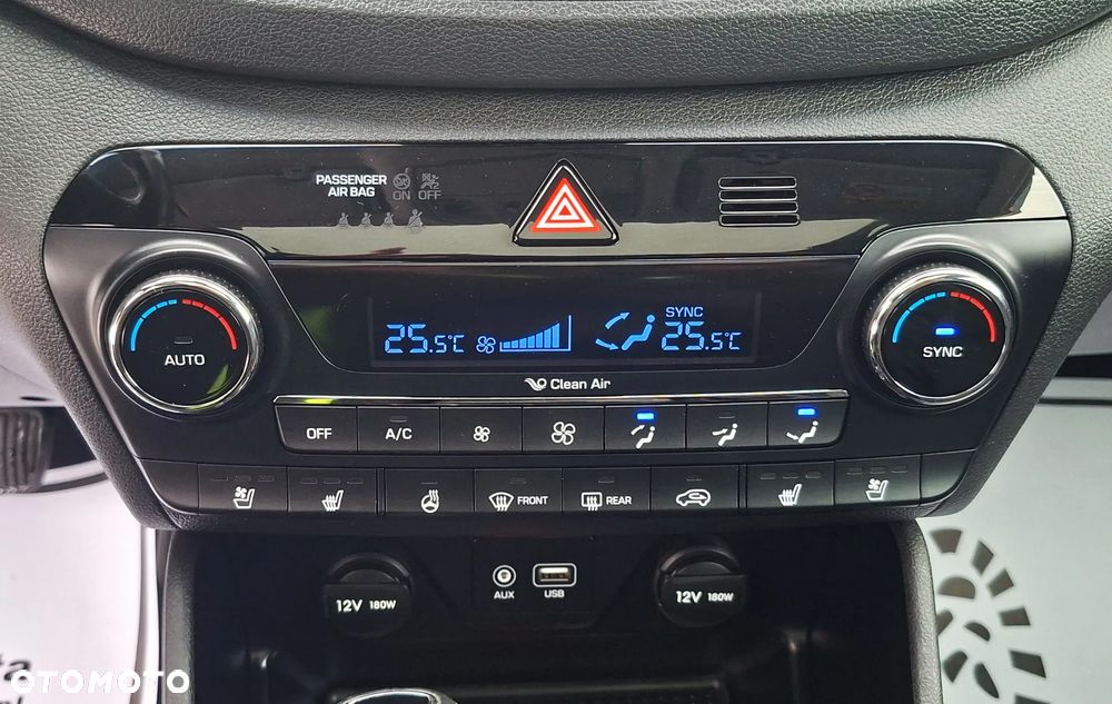 Hyundai Tucson blue 1.7 CRDi 2WD DCT Premium - 28
