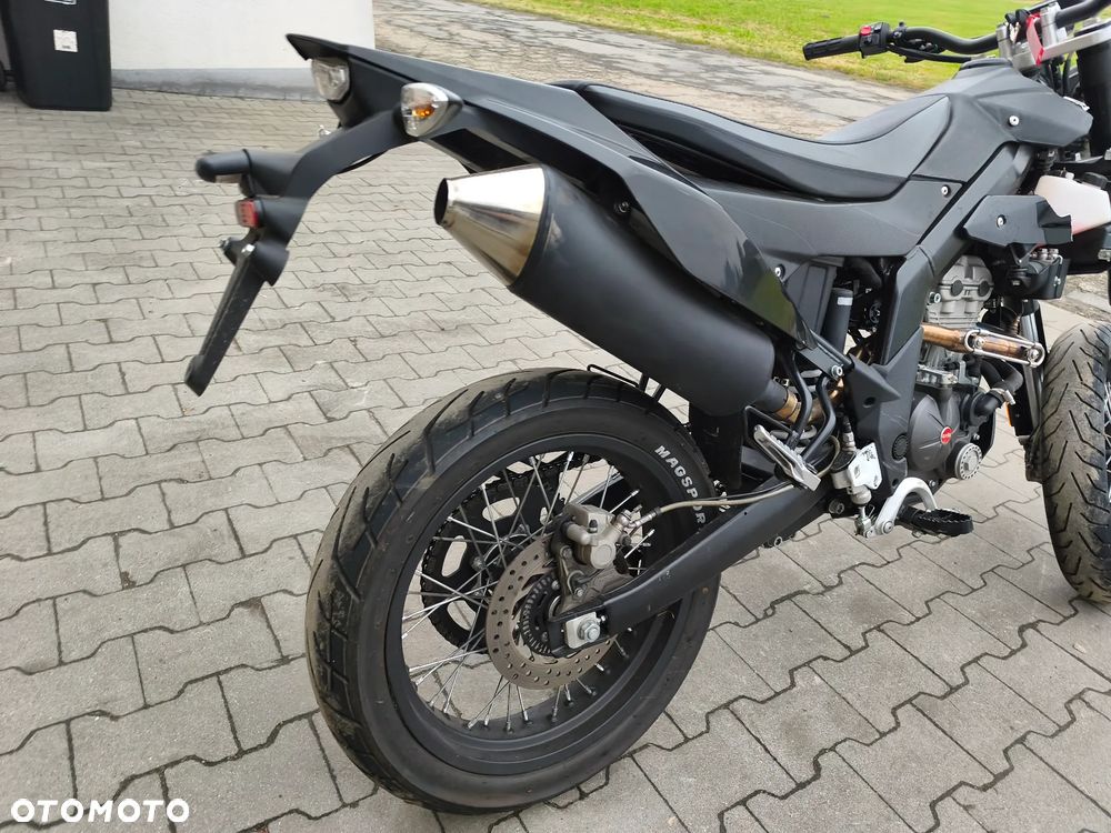 Aprilia SX - 5