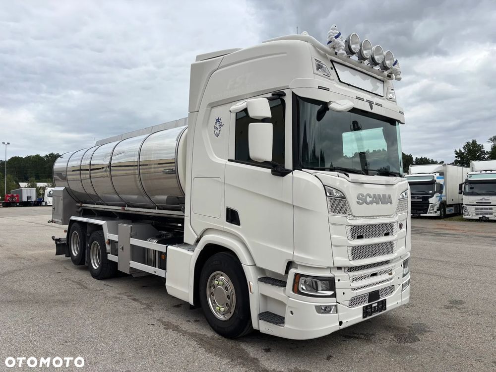 Scania R540 6x2 + Retarder + 17000L + Milk Pump - 2
