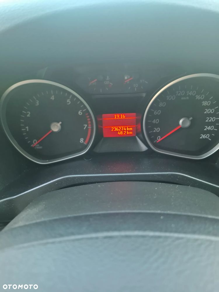 Ford Mondeo 1.6 Trend - 16