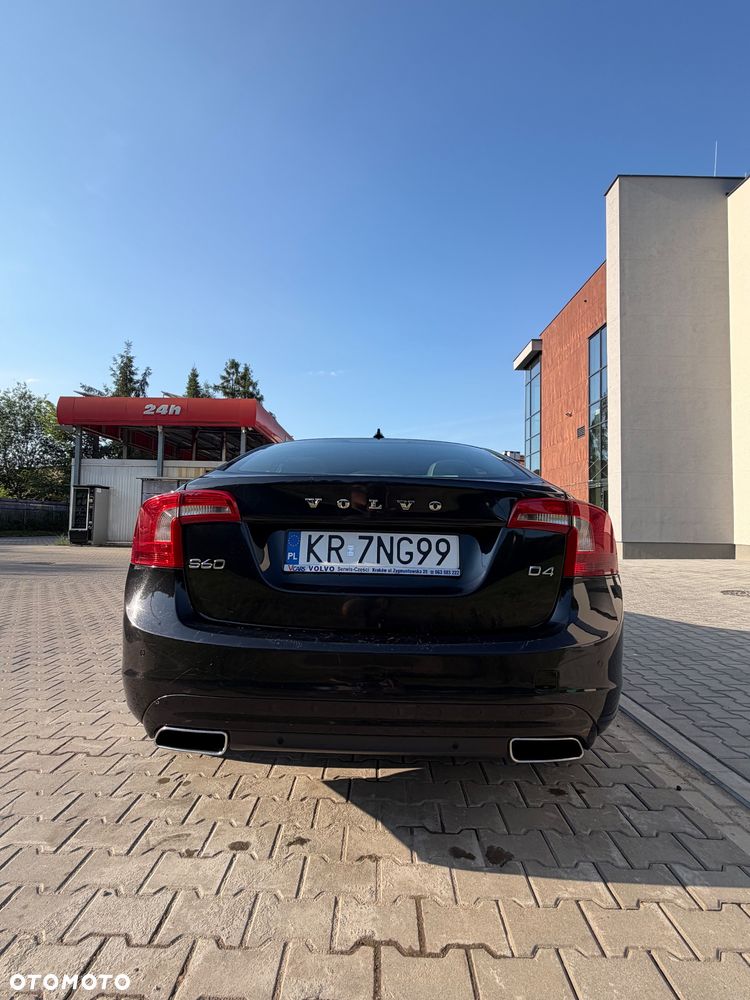 Volvo S60 - 4