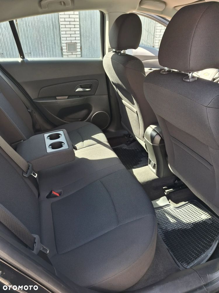 Chevrolet Cruze 1.4 T LT - 10