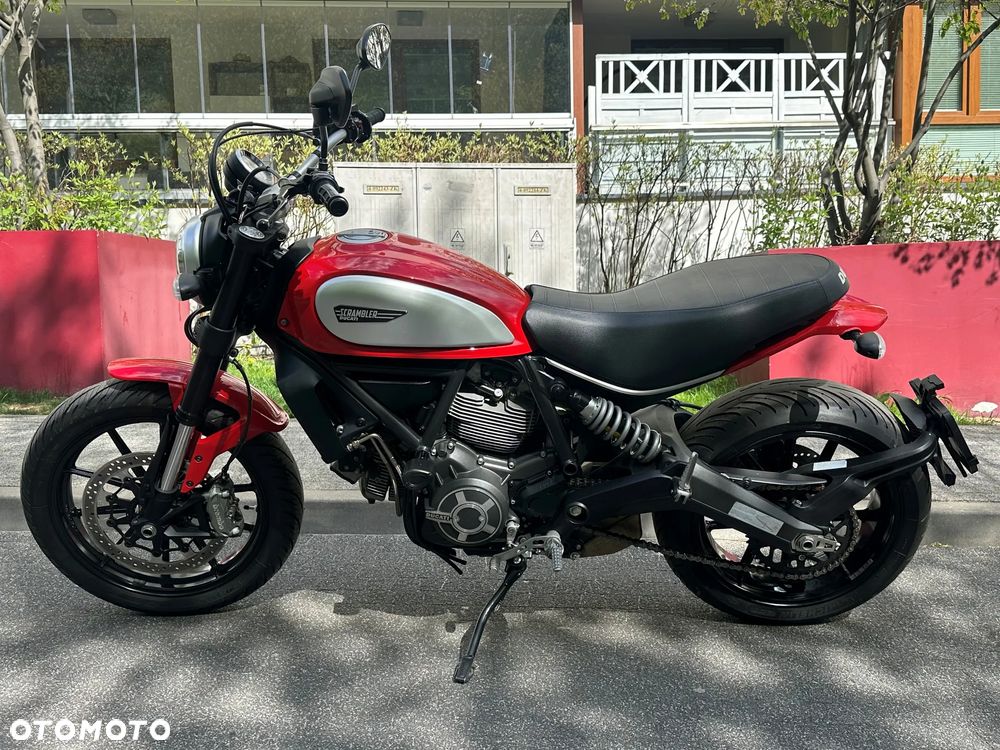 Ducati Scrambler - 1