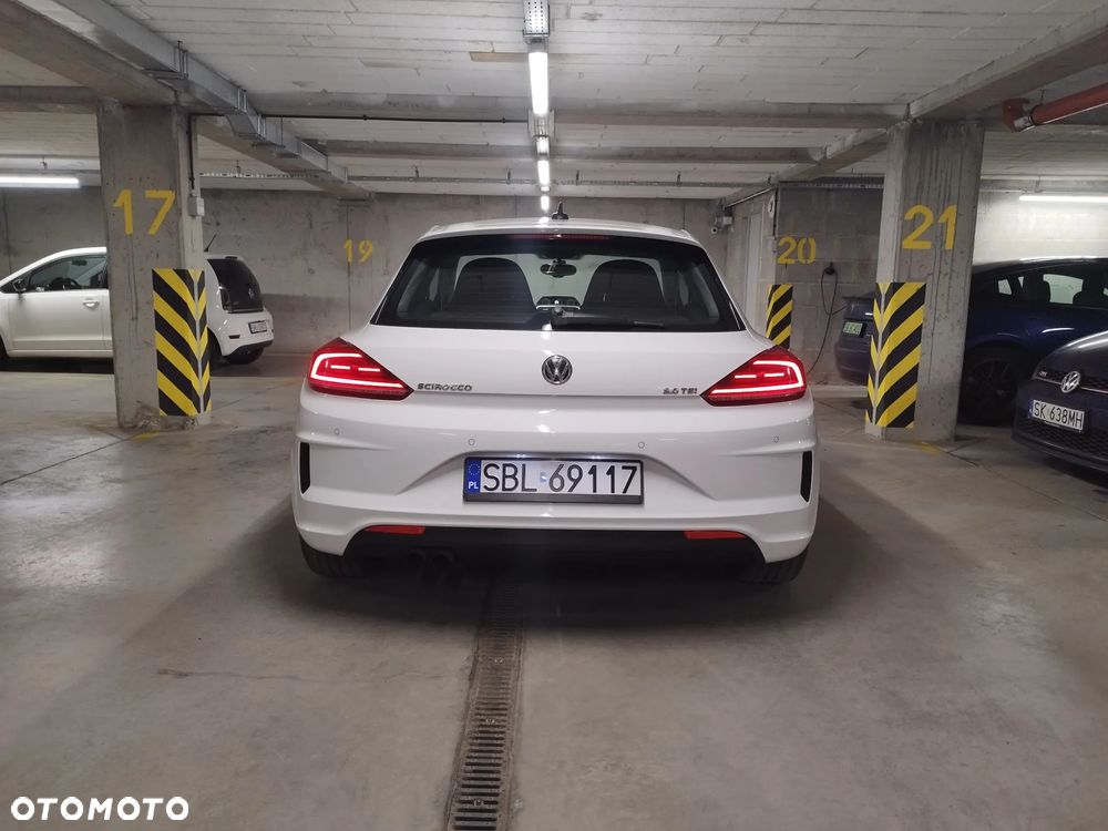 Volkswagen Scirocco 2.0 TSI BMT Perfectline R-Style - 4