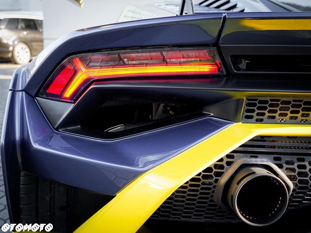 Lamborghini Huracan Performante - 15