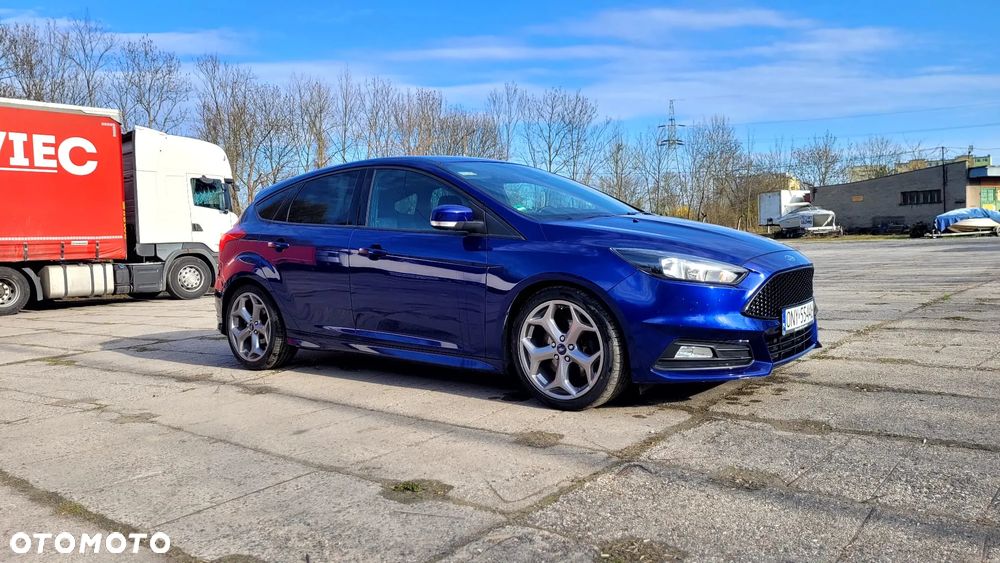 Ford Focus 2.0 TDCi ST - 4
