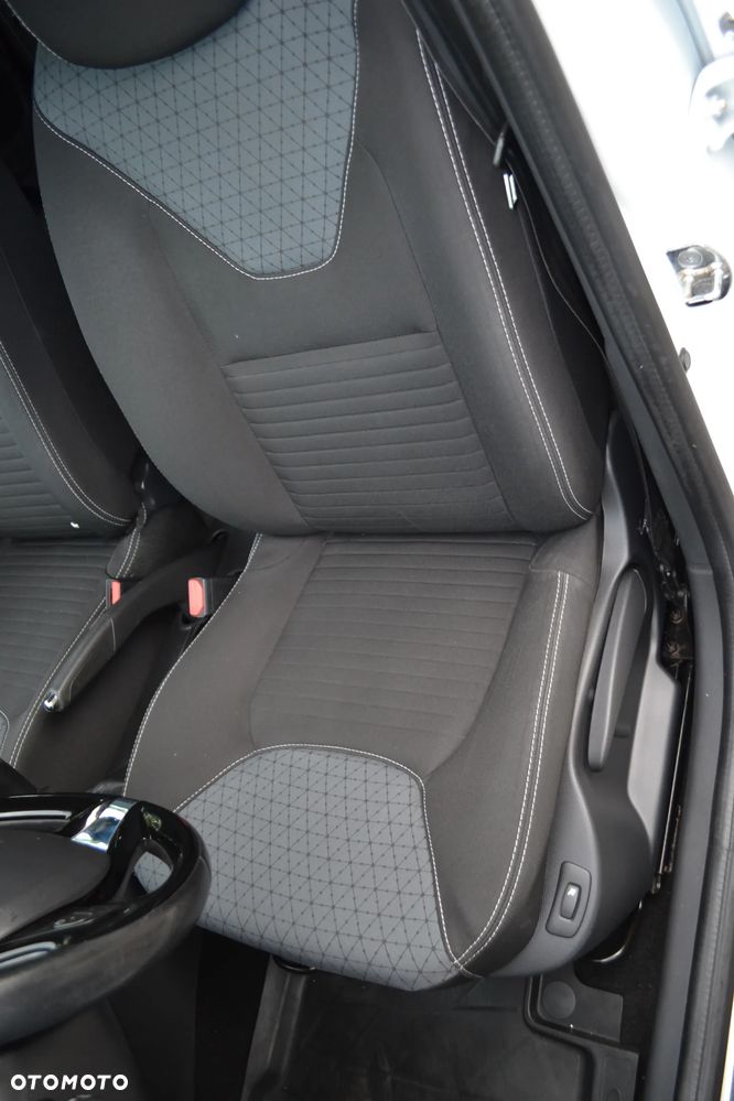 Renault Clio - 19