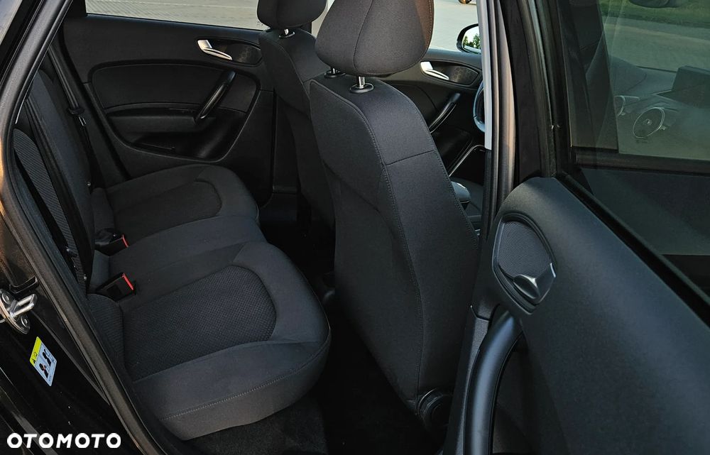 Audi A1 Sportback 1.6 TDI S line edition m S line Sportpaket - 8