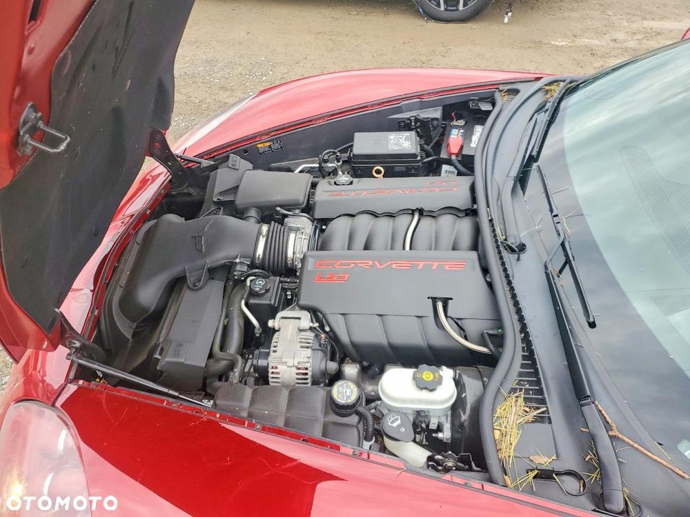 Chevrolet Corvette - 8