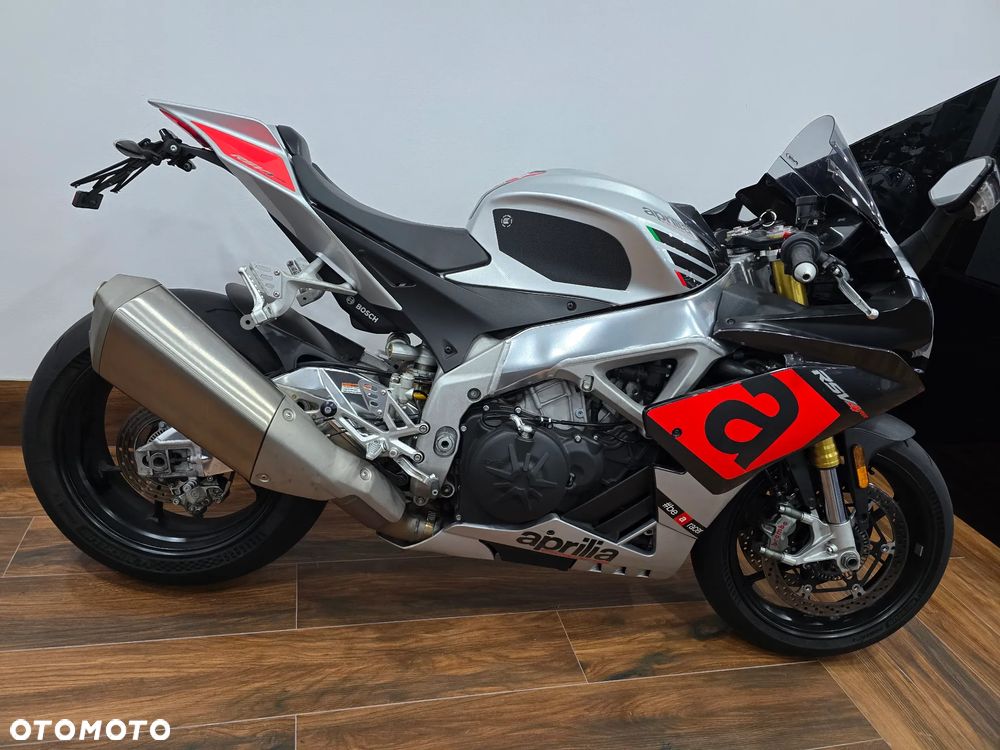 Aprilia RSV - 25