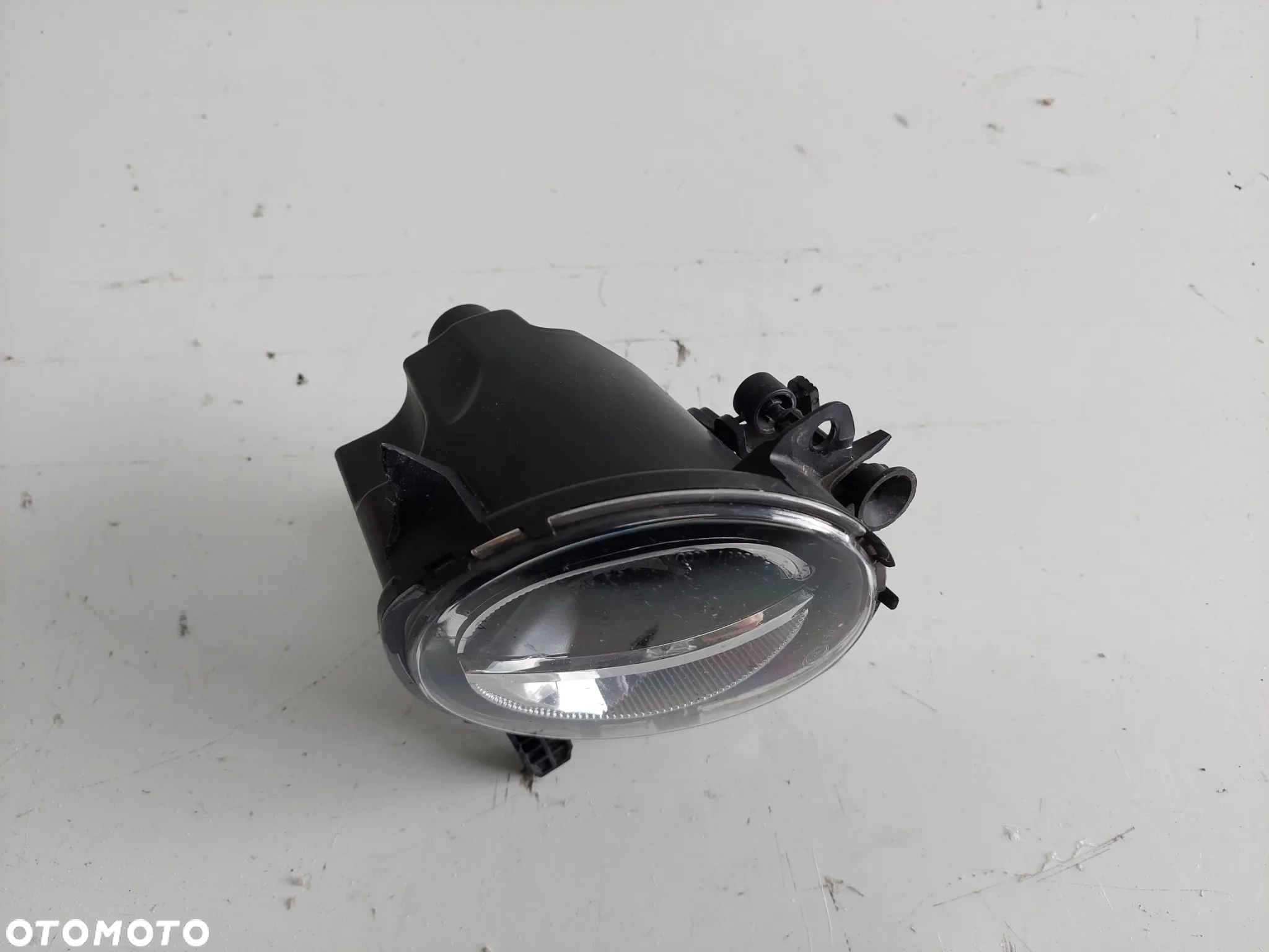 BMW F30 F32 F34 F20 lampa halogen przeciwmgielny - 2