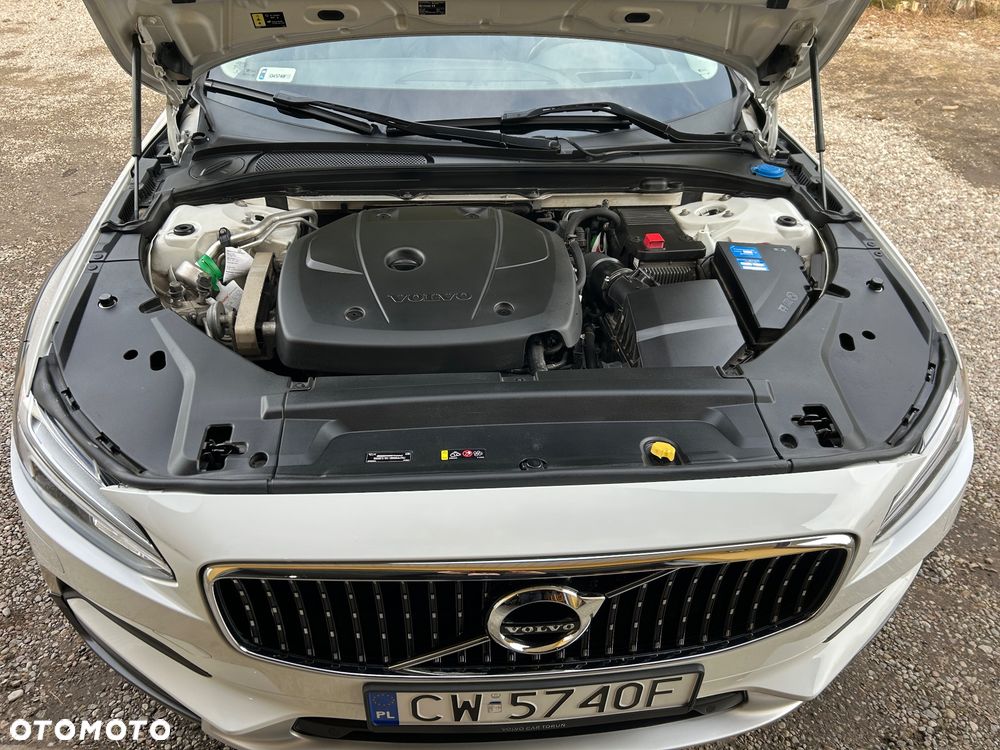 Volvo V90 Cross Country T5 AWD Ocean Race - 2