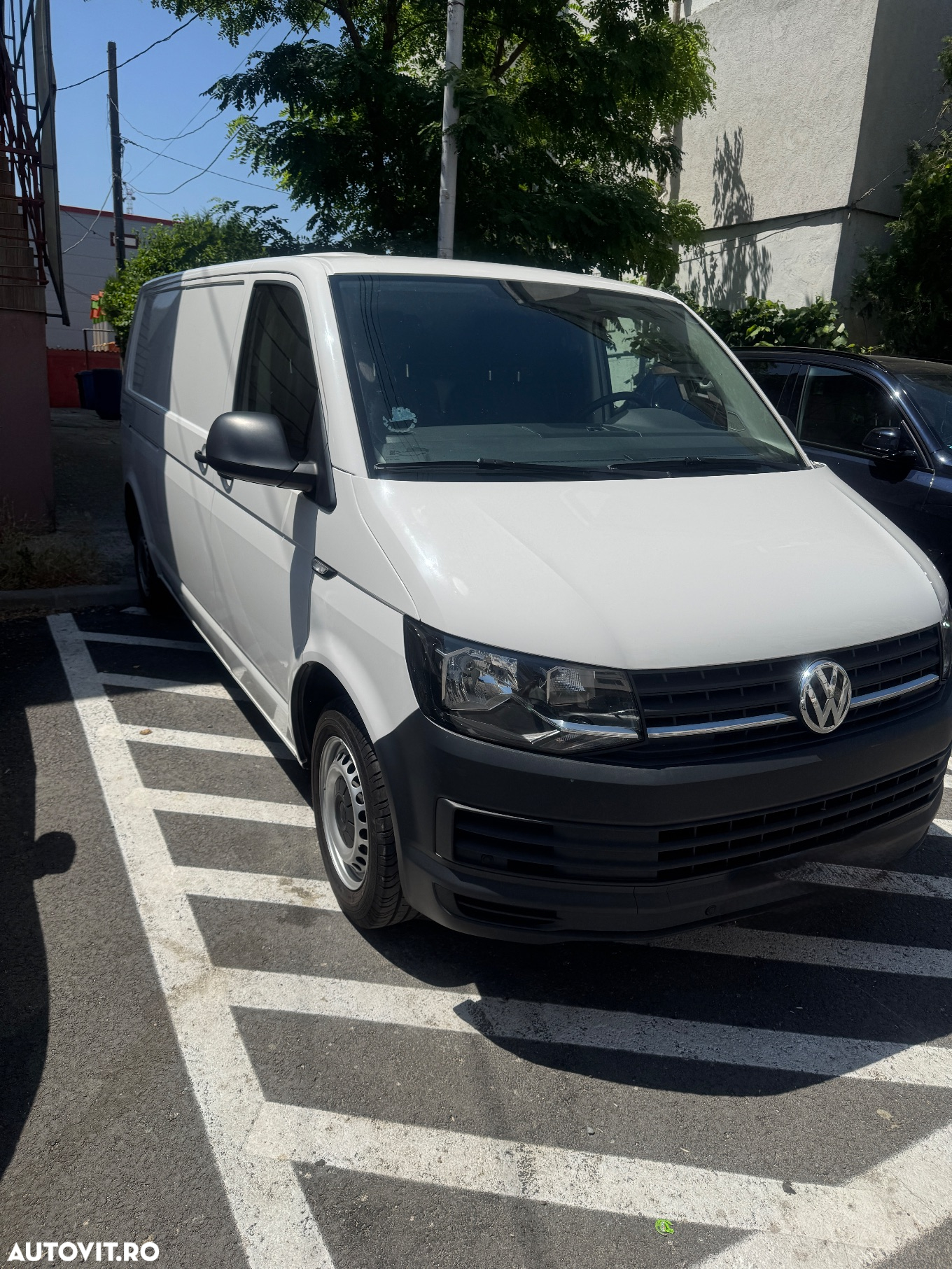 Volkswagen Transporter Kombi T6 2.0 TDI 75 kW LR - 2