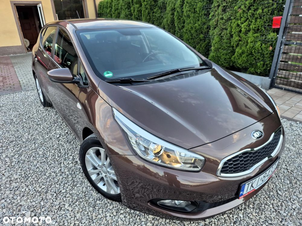Kia Ceed 1.4 CVVT Attract plus - 19