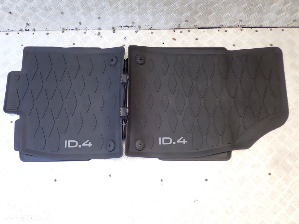 DYWANIKI GUMOWE VW ID4, VW ID7, VW ID BUZZ 2 RZĄD, - 1