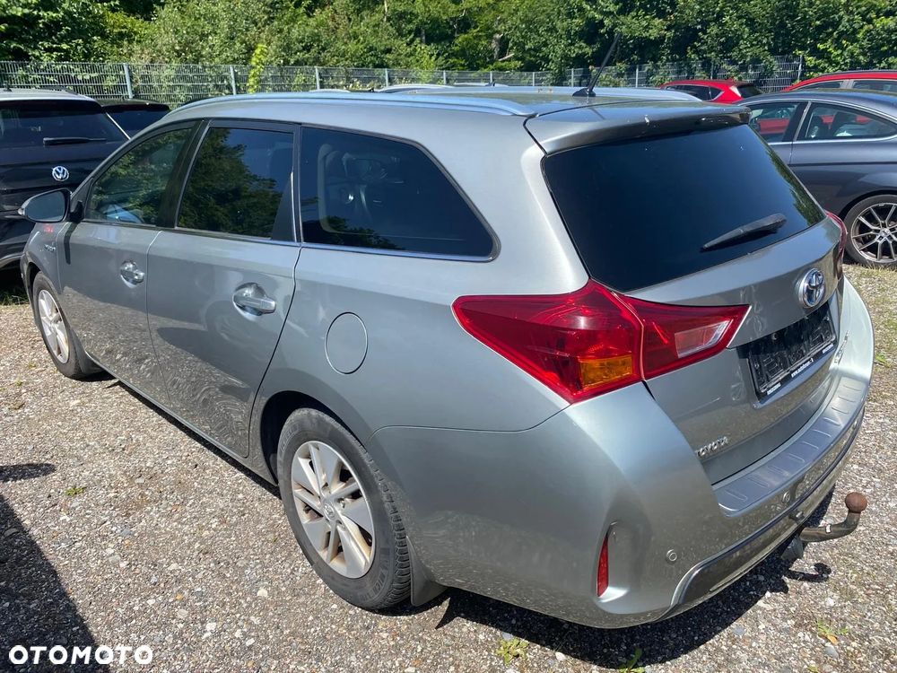 Toyota Auris - 5