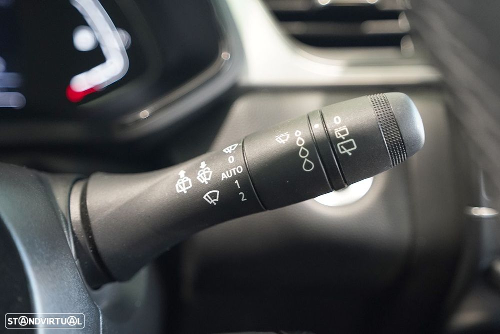 Renault Captur 1.0 TCe Techno Bi-Fuel - 16
