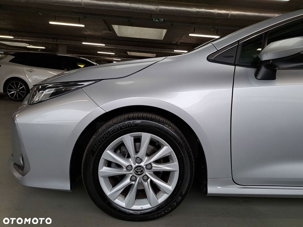 Toyota Corolla 1.8 Hybrid Comfort - 37