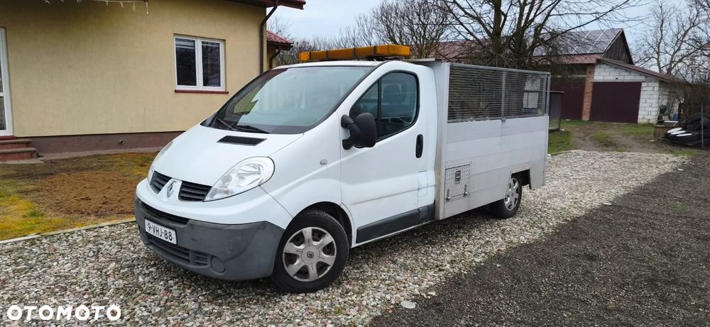 Renault Trafic - 1