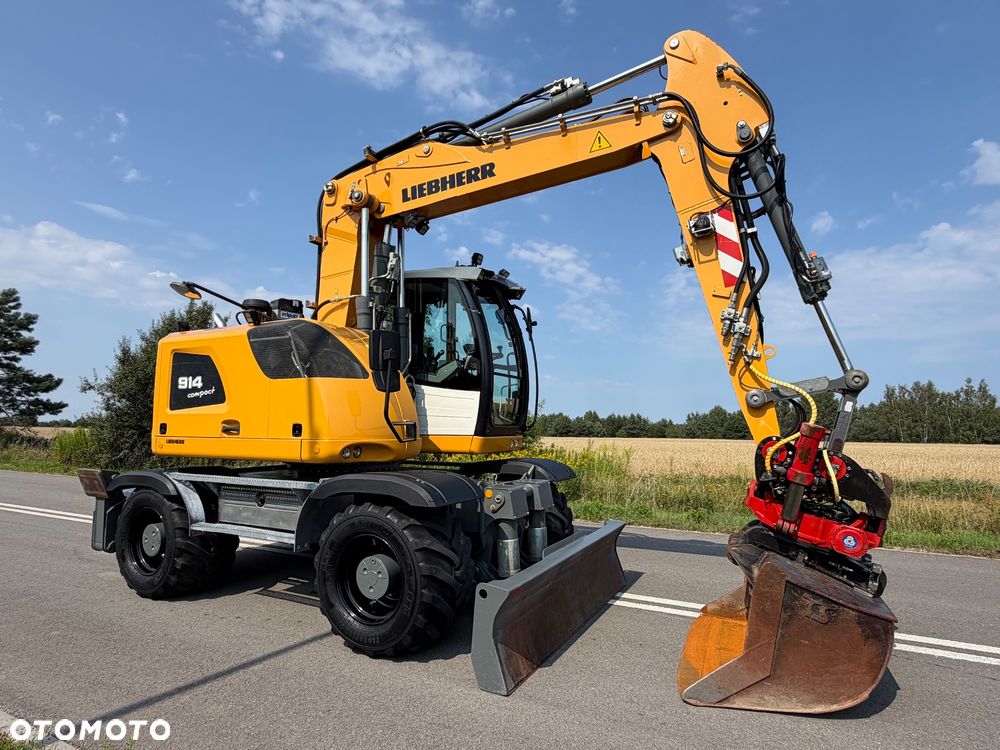 Liebherr A914 compact |rototilt |lapy-plug| - 17