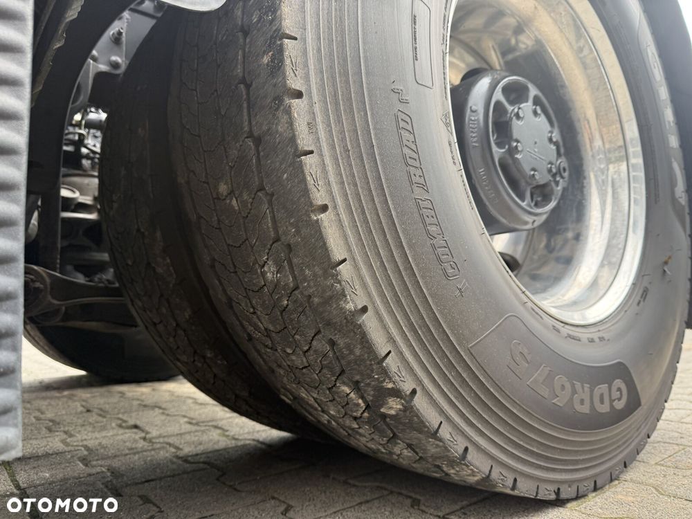 Volvo FH16 650 6x4 EURO6 CIĄGNIK SIODŁOWY Z HYDRAULIKĄ - 27