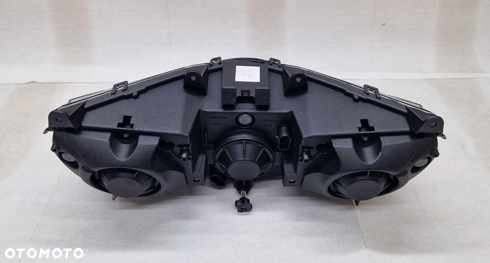 Reflektor Lampa Przód Aprilia RSV4 - 3