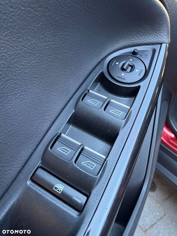Ford Focus 1.5 EcoBoost Titanium ASS - 30