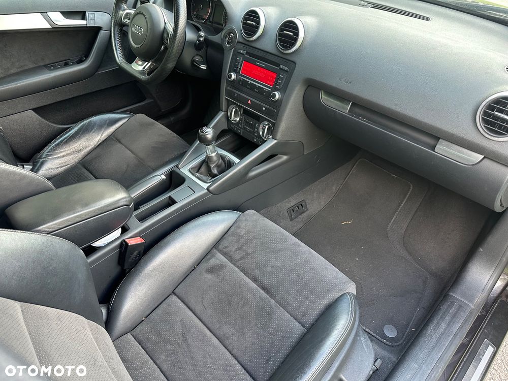 Audi A3 Sportback 2.0 TDI Ambiente - 12