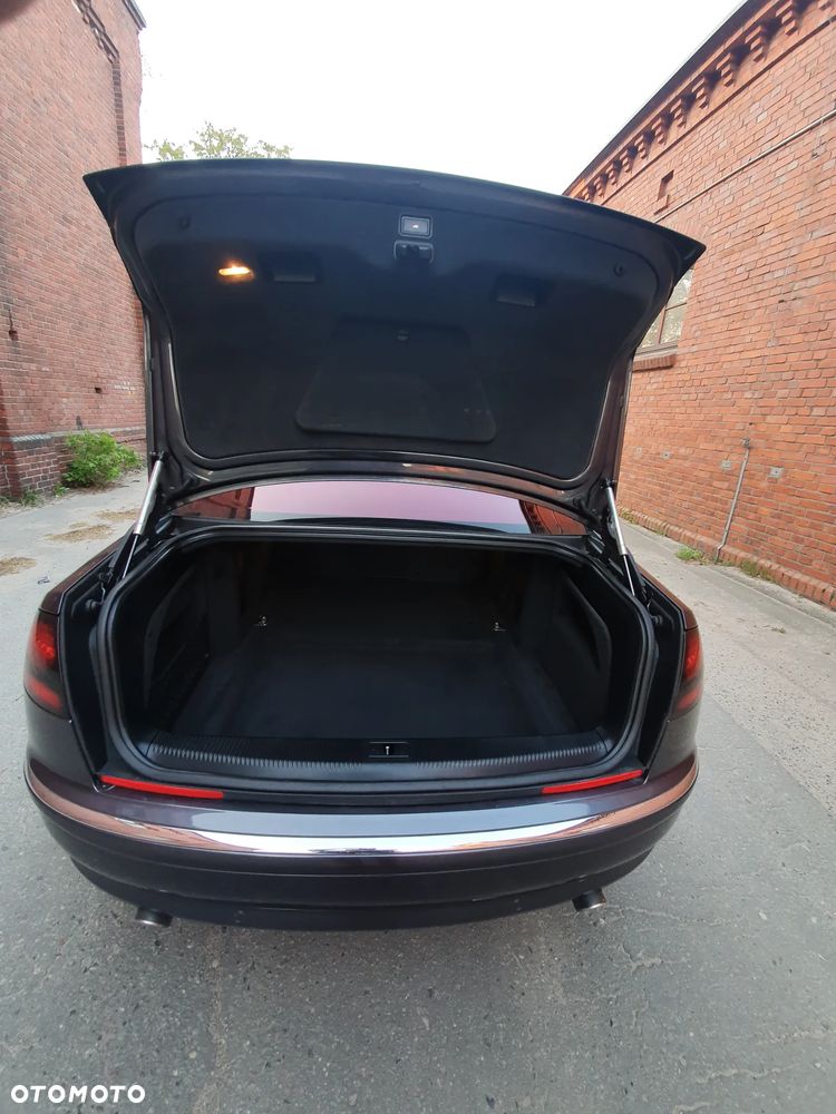 Audi A8 4.2 TDI Quattro - 21