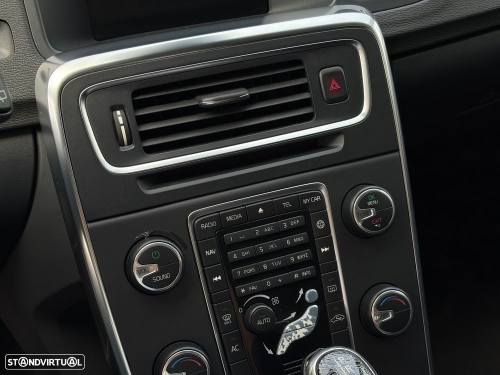 Volvo V60 - 28