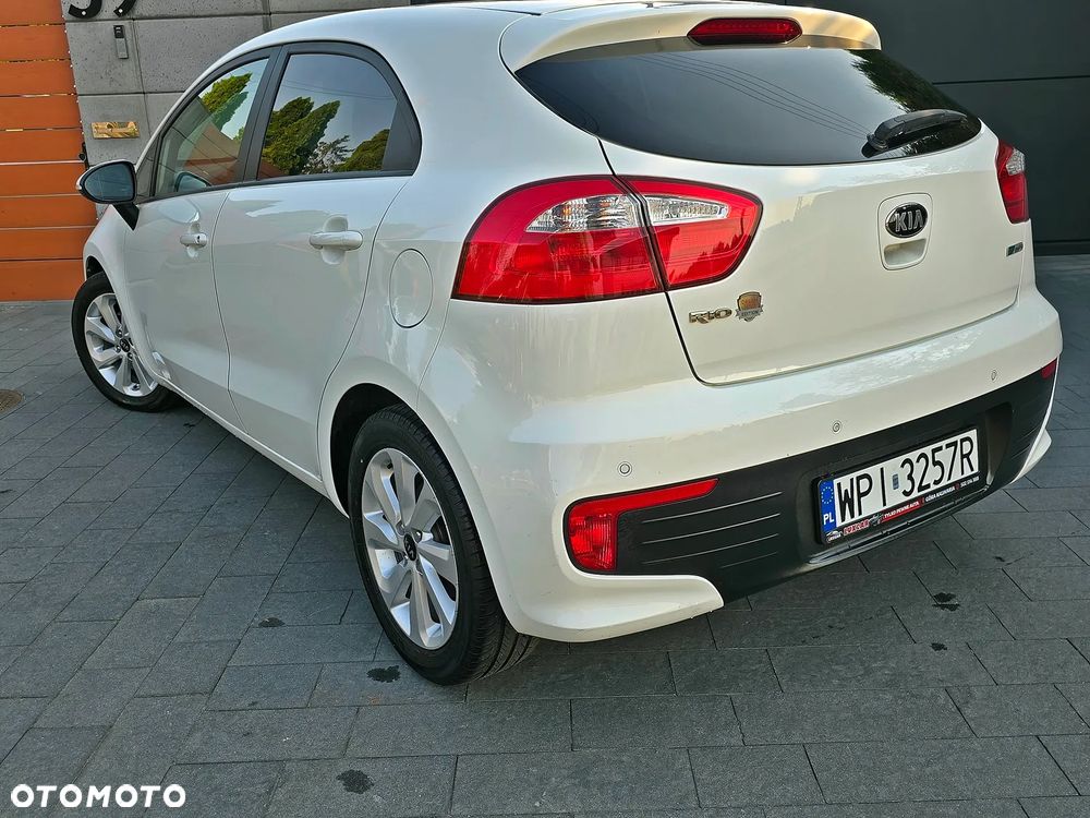 Kia Rio 1.4 ISG Dream-Team Edition - 8