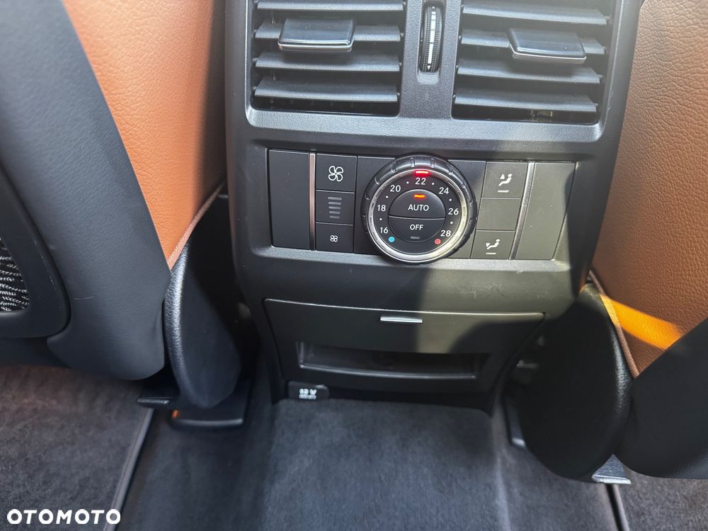 Mercedes-Benz GLS - 25