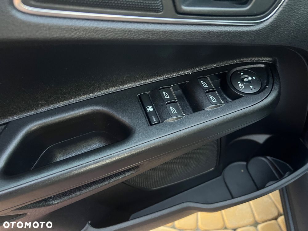 Ford B-MAX - 17