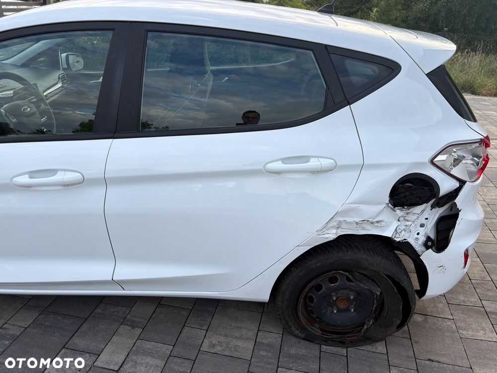 Ford Fiesta 1.1 Trend - 21