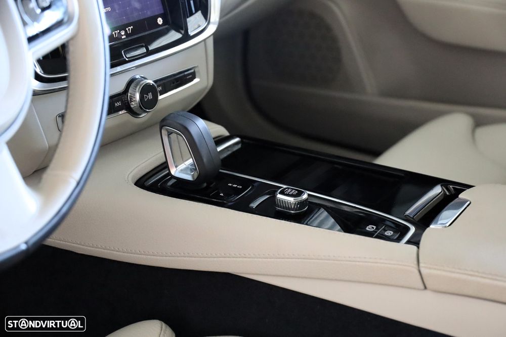 Volvo V90 2.0 T6 PHEV Inscription Expression AWD - 19