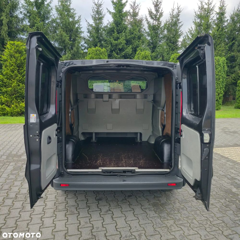 Opel Vivaro - 20