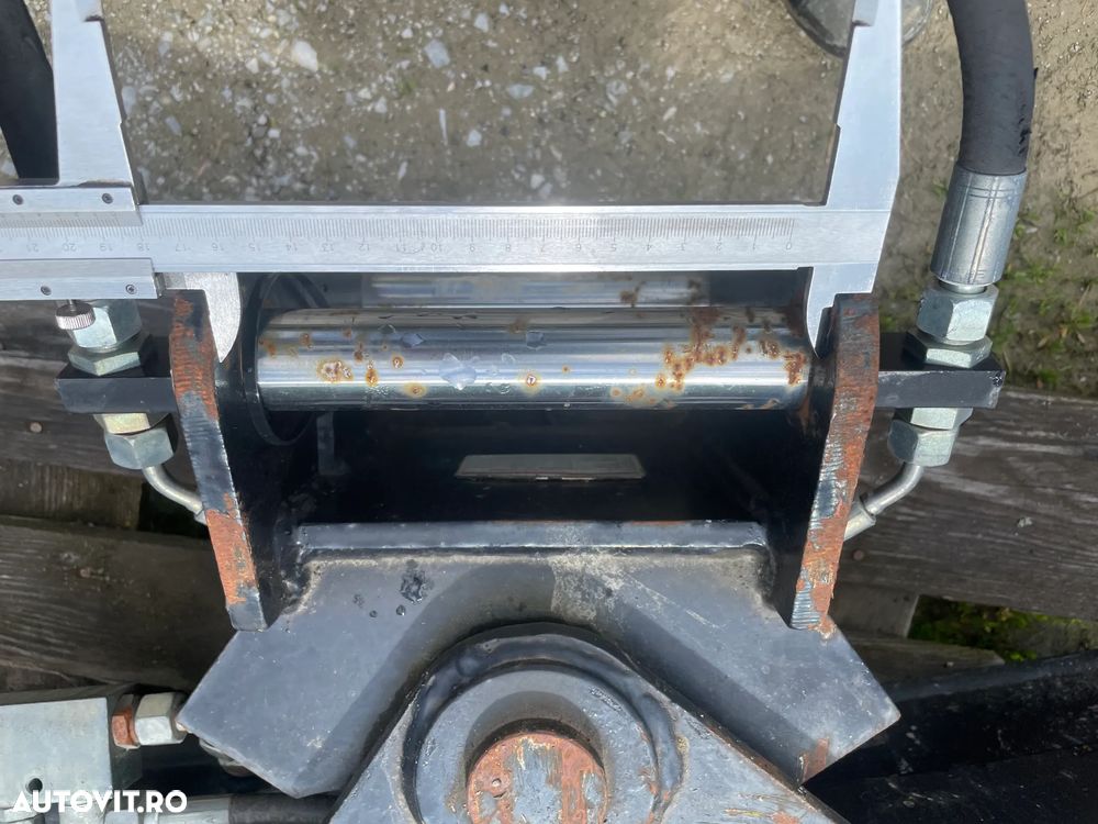Cupa cu inclinare hidraulica Morin latime de 840mm - 4