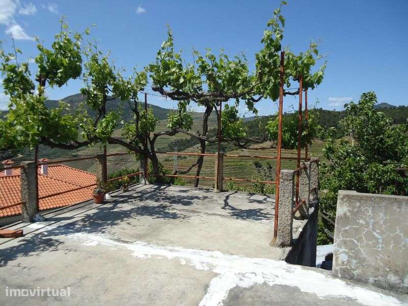 Vendo casa para reconstrução - Grande imagem: 3/8