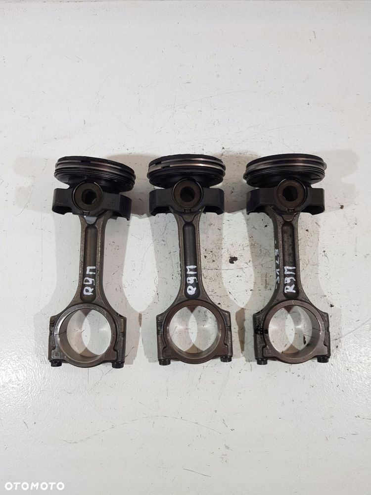 tłok + korbowód mercedes w205 1.6 dci r9ma500 626951 - 1